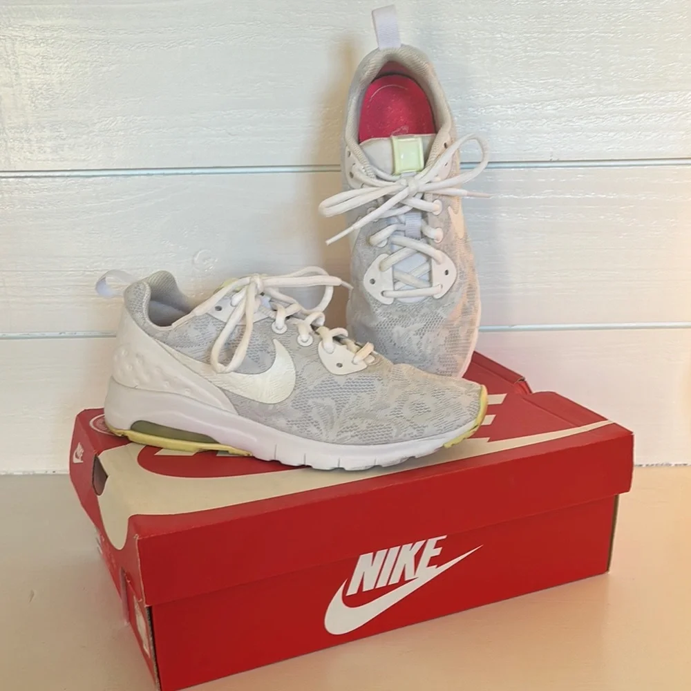 Lace Nike Air Max Shoes π€ - Picture 1 of 8